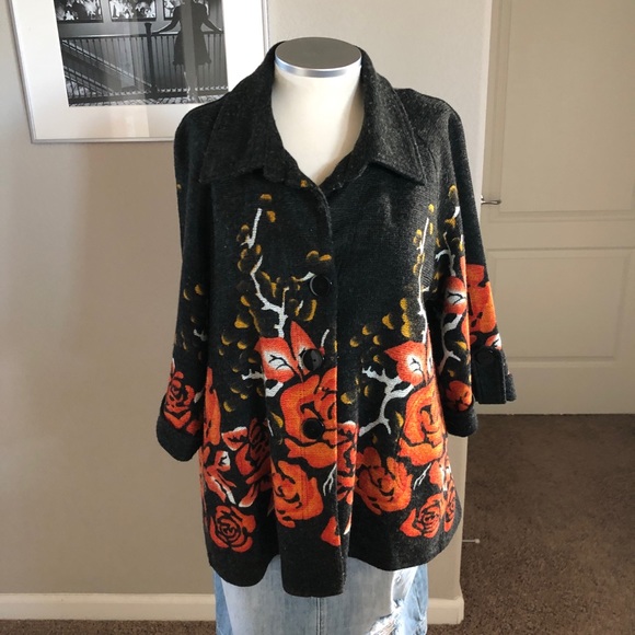 Dark gray floral sweater jacket - Picture 2 of 8